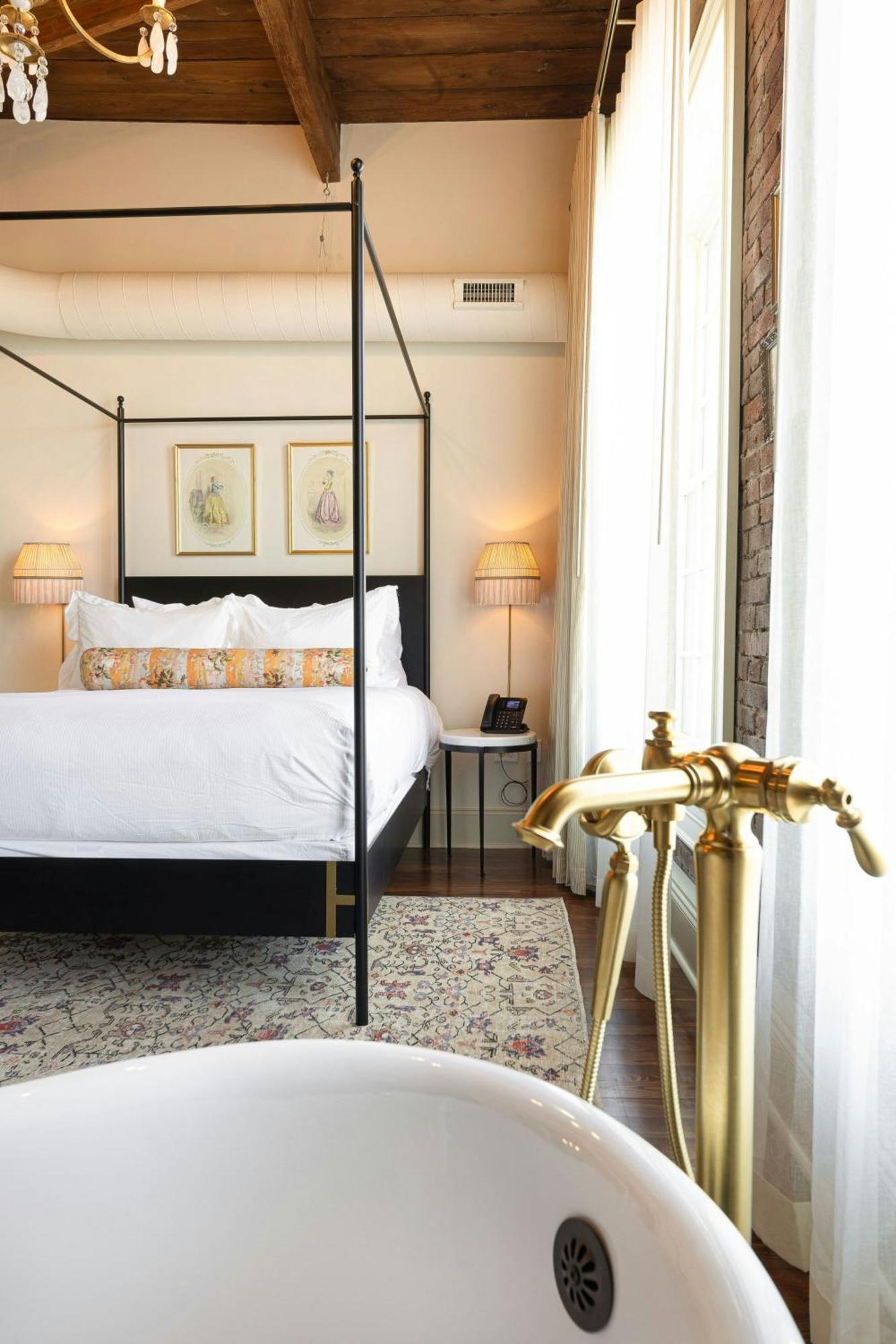 Hotel Cleo, Knoxville Downtown, A Tribute Portfolio Hotel Luaran gambar
